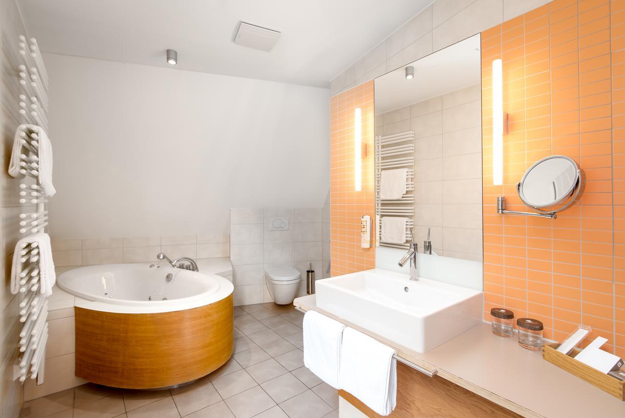 Nepomuk Hotel 4*